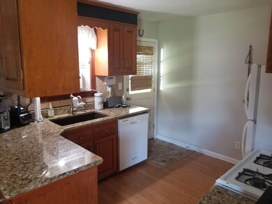 259 West St, Ludlow, MA 01056 - photo 7