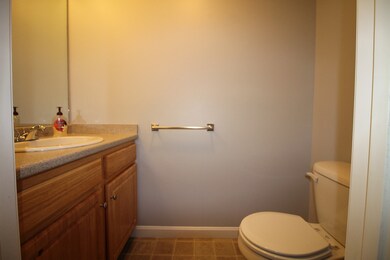 26 Patriot Rd unit 22, Fitchburg, MA 01420 - photo 6
