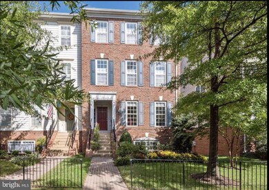 725 Massey Ln unit A, Alexandria, VA 22314 - photo 3