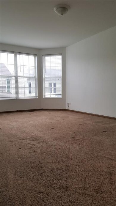 205 W Washington St unit 2218, Oswego, IL 60543 - photo 2