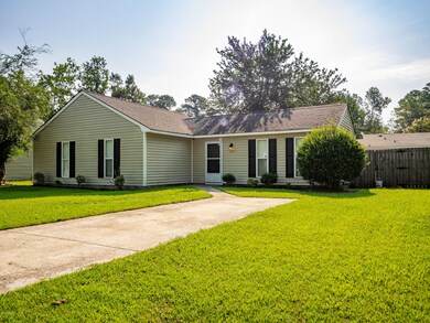 222 Lakewood Dr, Jacksonville, NC 28546 - photo 2