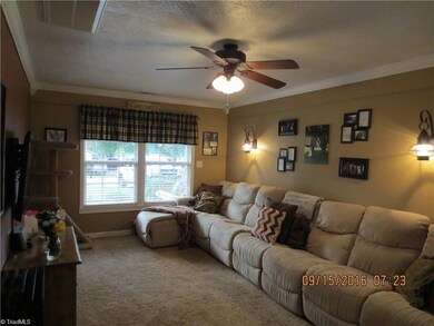 305 Northfield Dr, King, NC 27021 - photo 5