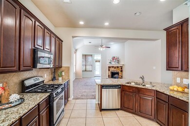 313 Highland Ridge Dr, Wylie, TX 75098 - photo 4