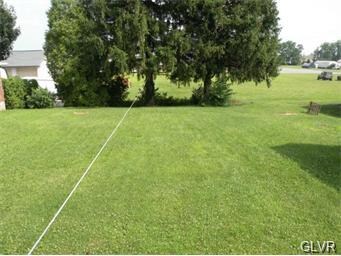 4967 Buckeye Rd, Emmaus, PA 18049 - photo 6