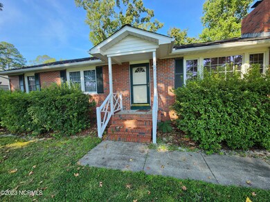 607 River St, Jacksonville, NC 28540 - photo 2