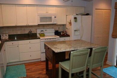 801 Mallery St unit G, St. Simons Island, GA 31522 - photo 7