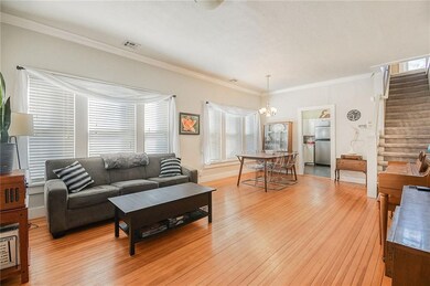 736 E Boyd, Living and Dining