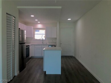 16881 Davis Rd unit 214, Fort Myers, FL 33908 - photo 6