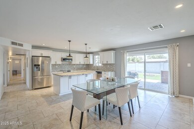 Kitchen/Dining