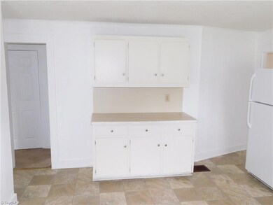 938 Lee St, Asheboro, NC 27203 - photo 6