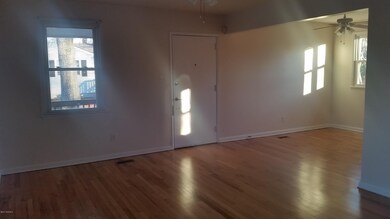 512 Delmar Rd, Jacksonville, NC 28540 - photo 3