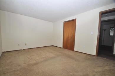 3089 Falcon Bridge Dr, Columbus, OH 43232 - photo 7