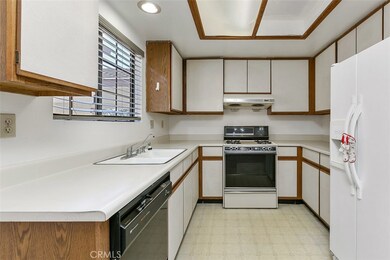 21 California St unit B, Arcadia, CA 91006 - photo 6