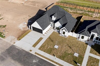 336 Alazan Ln, Alamo, TX 78516 - photo 2