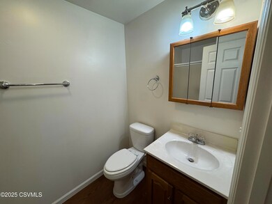 2078 N Susquehanna Apt 4 Trail, Selinsgrove, PA 17870 - photo 6