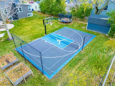 620 Crest St, Wheaton, IL 60187 - photo 4