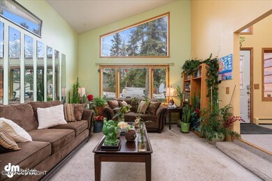 05-Family Room_MAX6013