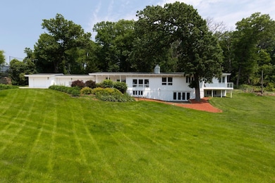 1345 Fairlawn Way unit R, Golden Valley, MN 55416 - photo 4