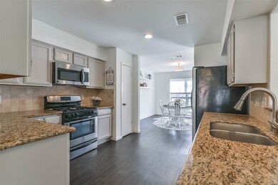 1209 Bayou Oak Dr, Friendswood, TX 77546 - photo 6