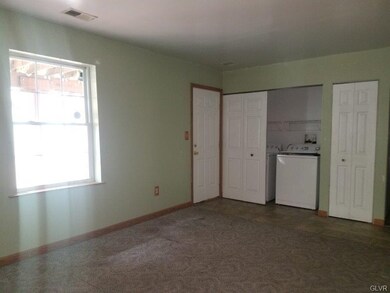 17 Jazz Cir, Whitehall, PA 18052 - photo 5