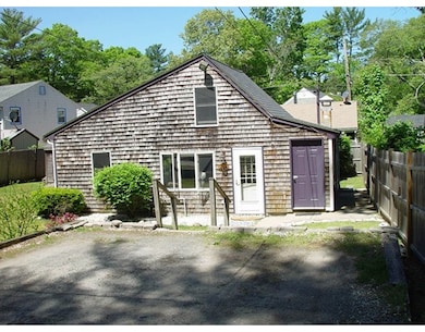 127 Waltham St, Hanson, MA 02341 - photo 2