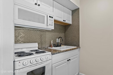 05-WeGoFar_1255PonceIslandDr779_007