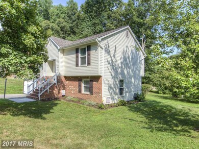 10808 Cobblestone Dr, Spotsylvania, VA 22553 - photo 2