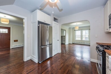 1524 N Jackson St, Waukegan, IL 60085 - photo 4