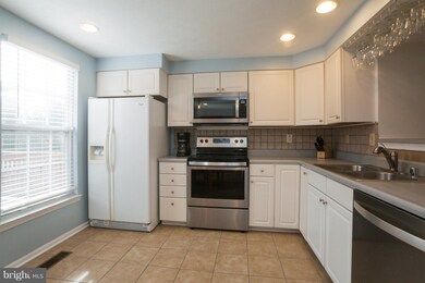 7831 Paddock Way, Windsor Mill, MD 21244 - photo 4