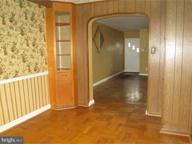 604 Andover Rd, Upper Darby, PA 19082 - photo 5