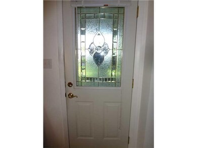 Entry/Foyer.