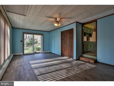 6 Hunter Dr, Burlington, NJ 08016 - photo 5