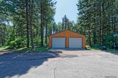 53 Wetsel Rd, Troy, NY 12182 - photo 4