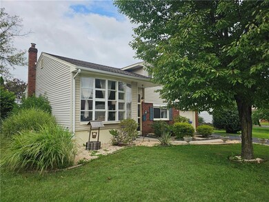 1585 Rudolph Dr, Bethlehem, PA 18018 - photo 2