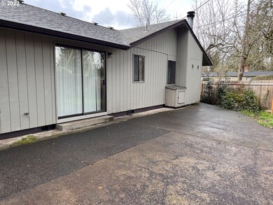 1749 Cal Young Rd, Eugene, OR 97401 - photo 4