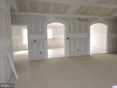 624 Ebersole Rd, Reading, PA 19605 - photo 6