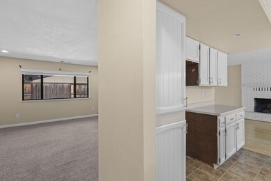 3-web-or-mls-CAMA6915
