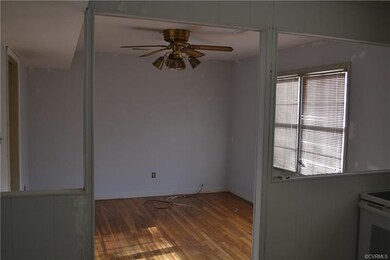 624 Roberson St, Petersburg, VA 23805 - photo 6