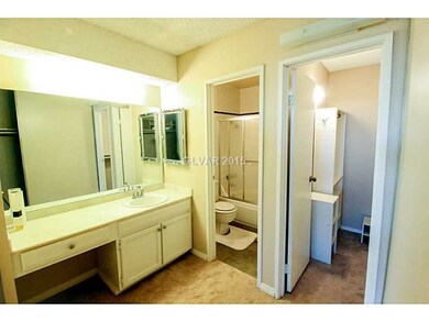 Master Bath/Spa.