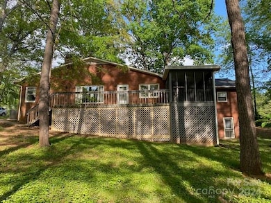 305 Heritage Cir, Statesville, NC 28625 - photo 6