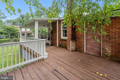 605 Opus Ave, Capitol Heights, MD 20743 - photo 2