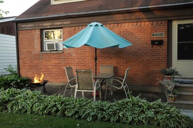 2211 Hermon Ave, Zion, IL 60099 - photo 2