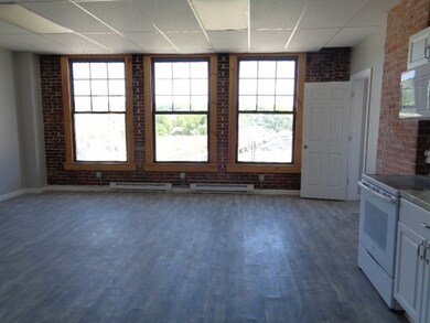 106 Main St unit 3, Webster, MA 01570 - photo 2