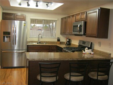 Recently renovated Kitchen features top-of-line st