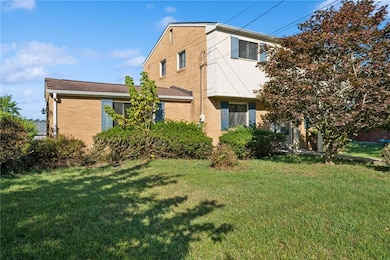 714 Old Clairton Rd, Clairton, PA 15025 - photo 2