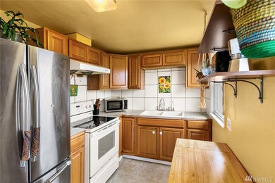 13528 35th Ave S, Tukwila, WA 98168 - photo 7