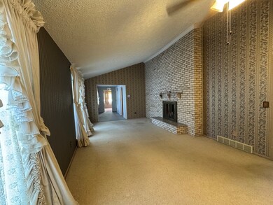 1555 Rosedale Ave, Bucyrus, OH 44820 - photo 5