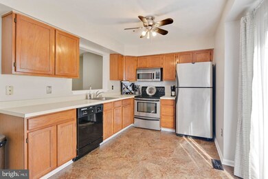 15427 Empress Way, Bowie, MD 20716 - photo 3