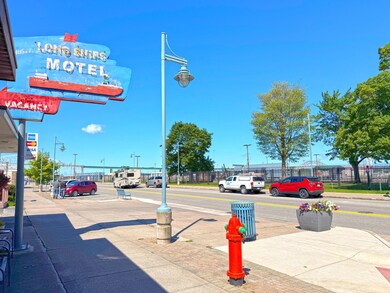 427 W Portage Ave, Sault Ste. Marie, MI 49783 - photo 4