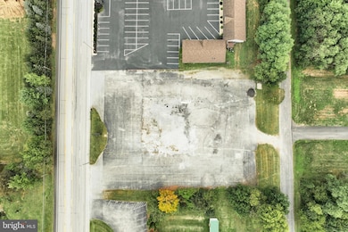 6431 York Rd, New Oxford, PA 17350 - photo 5